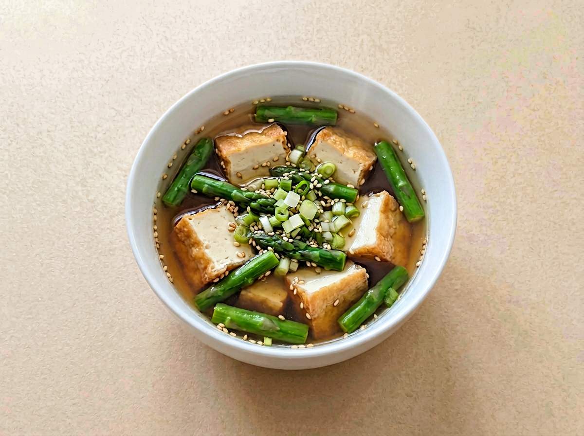 厚揚げとアスパラガスのポン酢スープ