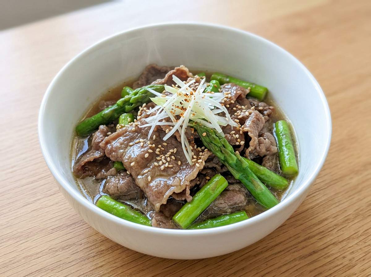 牛こまとアスパラの鶏がらスープ煮