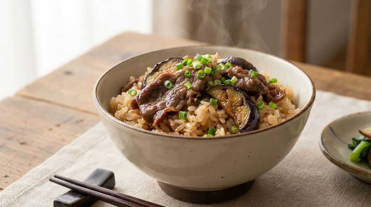 牛こま切れとなすの甘酢炊き込みご飯（完成イメージ）