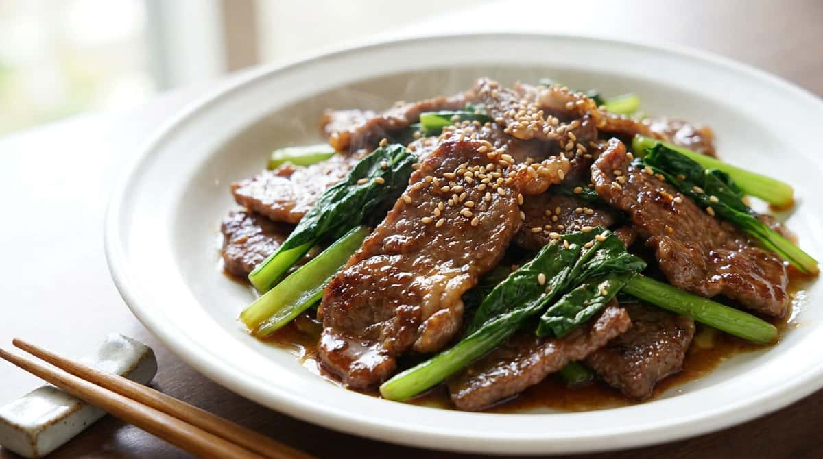 牛こま切れ肉と小松菜の焼肉だれ高タンパク和え（完成イメージ）