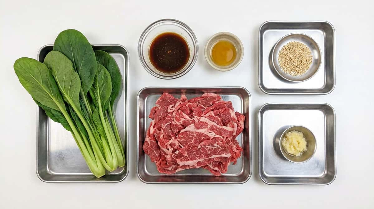 牛こま切れ肉と小松菜の焼肉だれ高タンパク和え（材料）