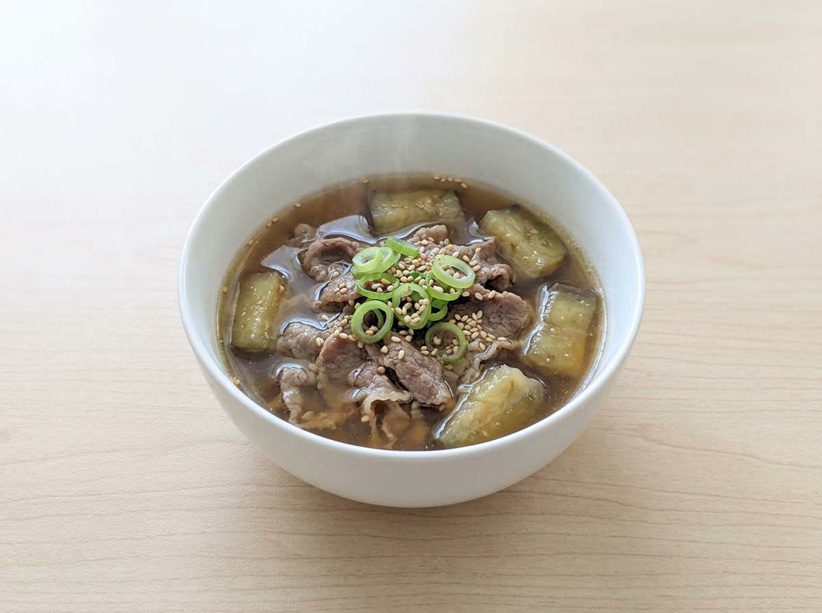 牛薄切り肉となすの焼肉のタレスープ