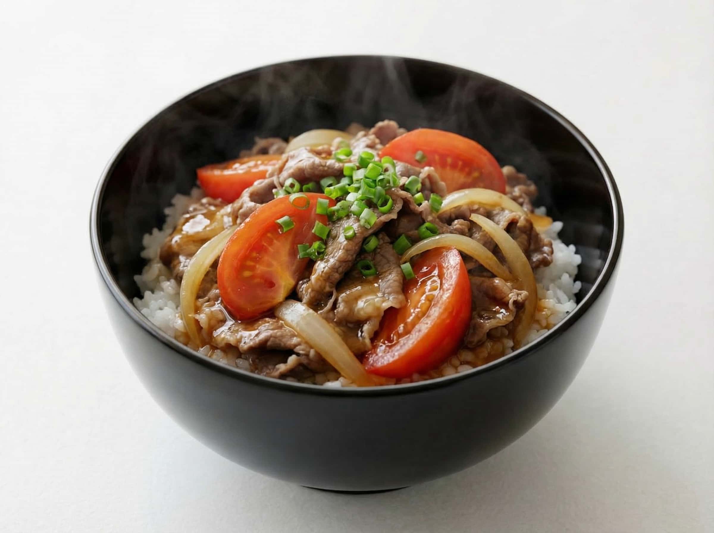 牛薄切り肉とトマトの甘酢あんかけ丼