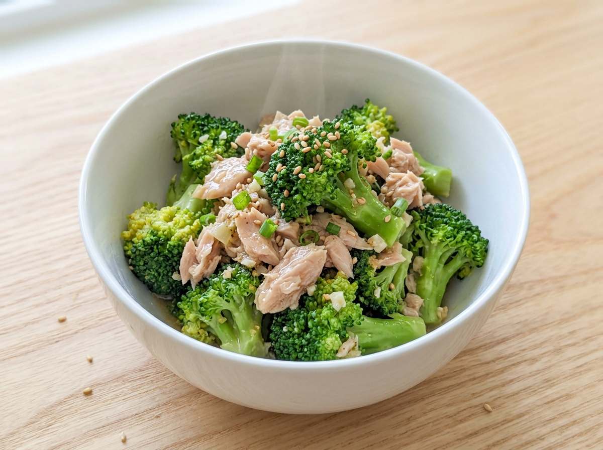 ツナとブロッコリーの鶏ガラスープ風レンジ蒸し