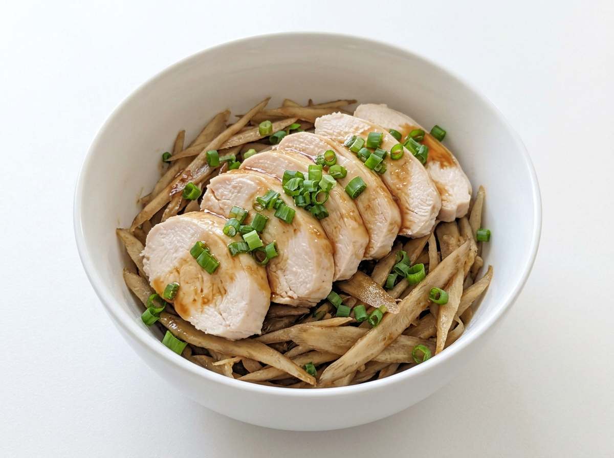 鶏むね肉とごぼうのバター醤油蒸し