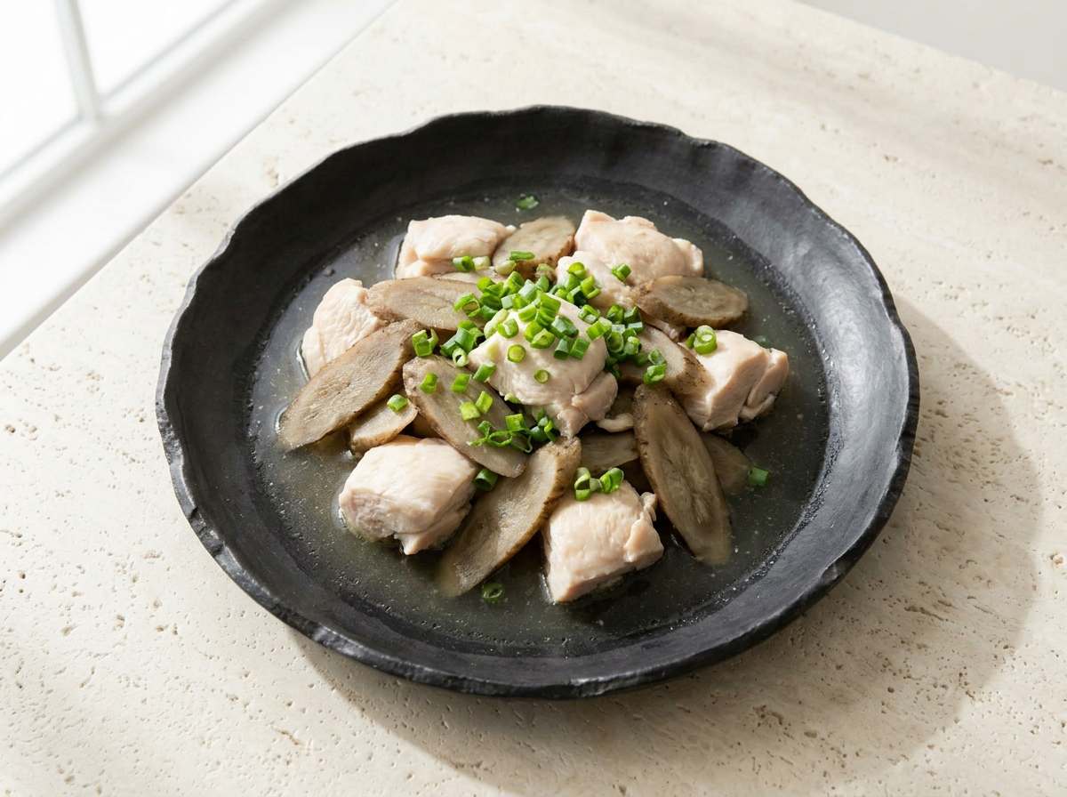 鶏むね肉とごぼうの鶏ガラスープ蒸し