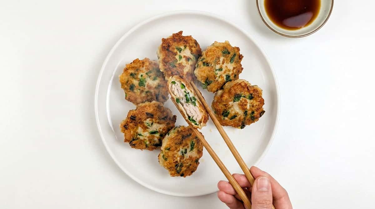 鶏ひき肉と小松菜のごま油香ばし揚げ（完成イメージ）