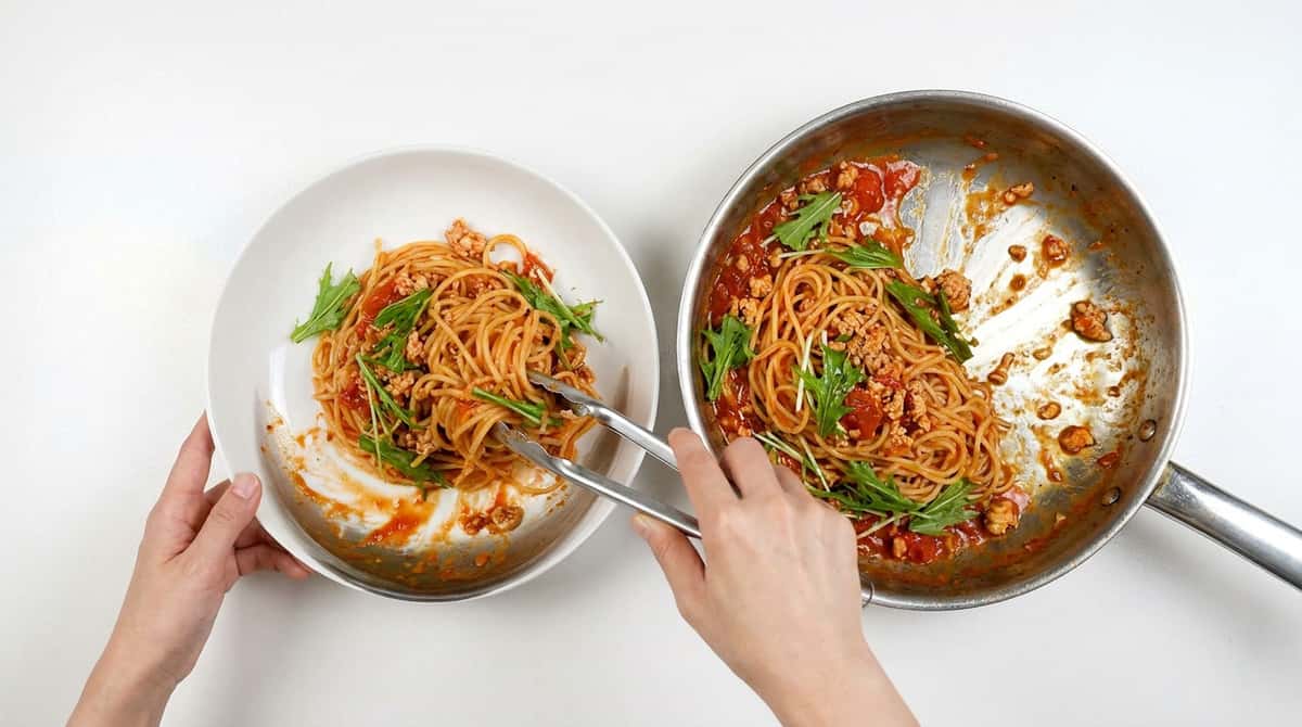 鶏ひき肉と水菜のトマト高タンパクパスタ（完成イメージ）