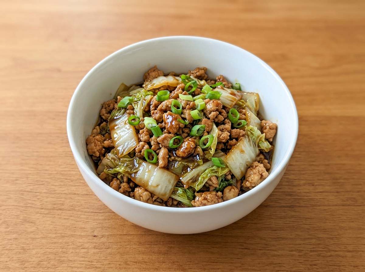鶏ひき肉と白菜のオイスターソース炒め