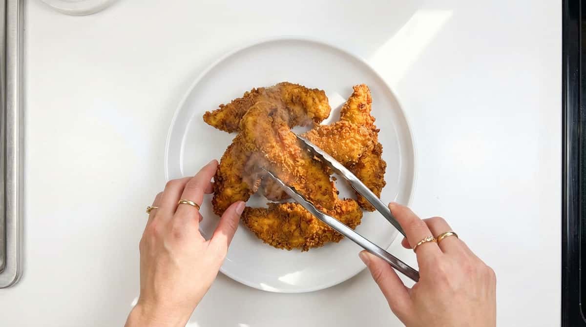 鶏ささみとレタスのカレー粉ピリ辛揚げ（完成イメージ）