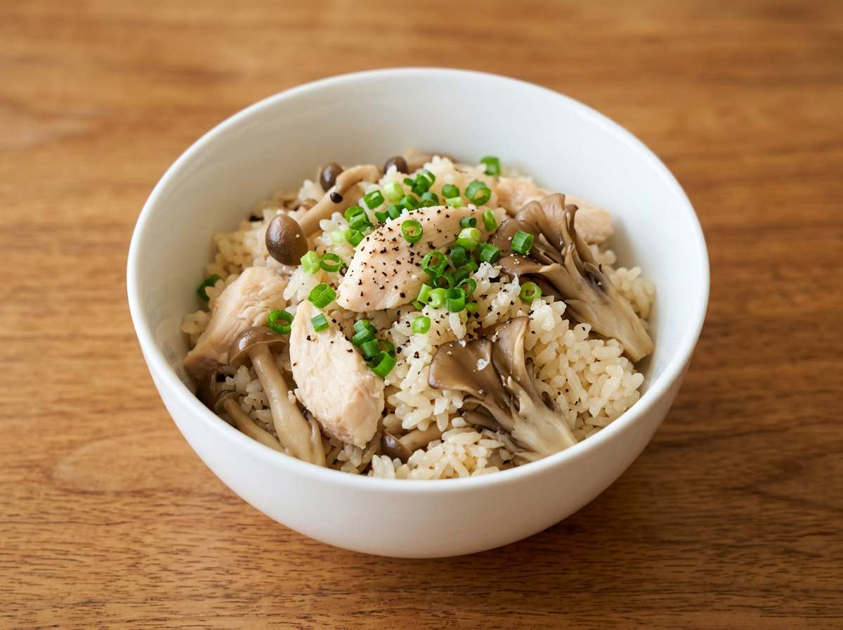 鶏ささみときのこの塩こしょう炊き込みご飯