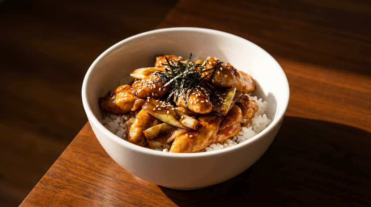 鶏ささみと長ねぎのオイスター糖質オフ丼（完成イメージ）