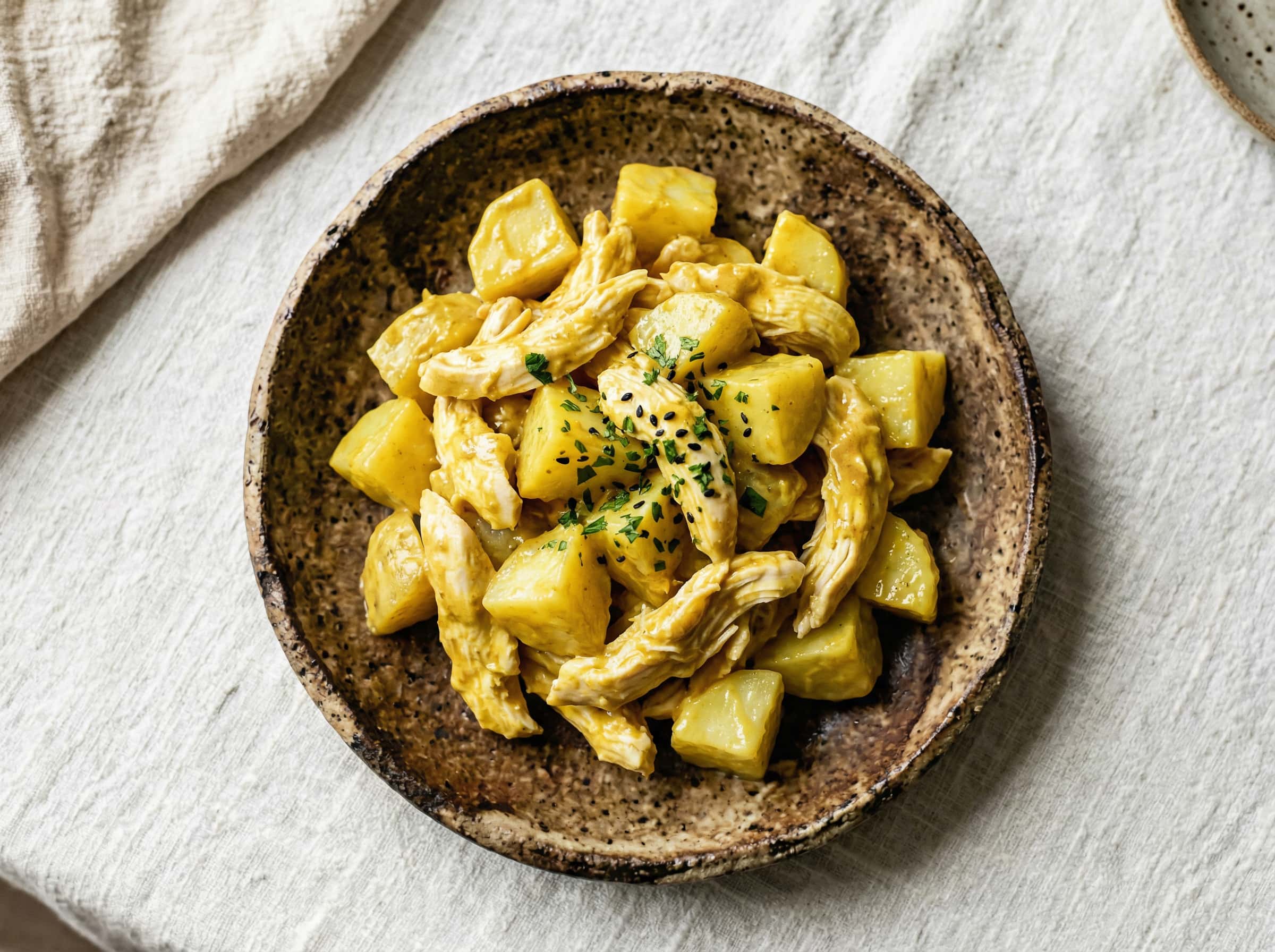 鶏ささみとじゃがいものカレー粉マヨ和え