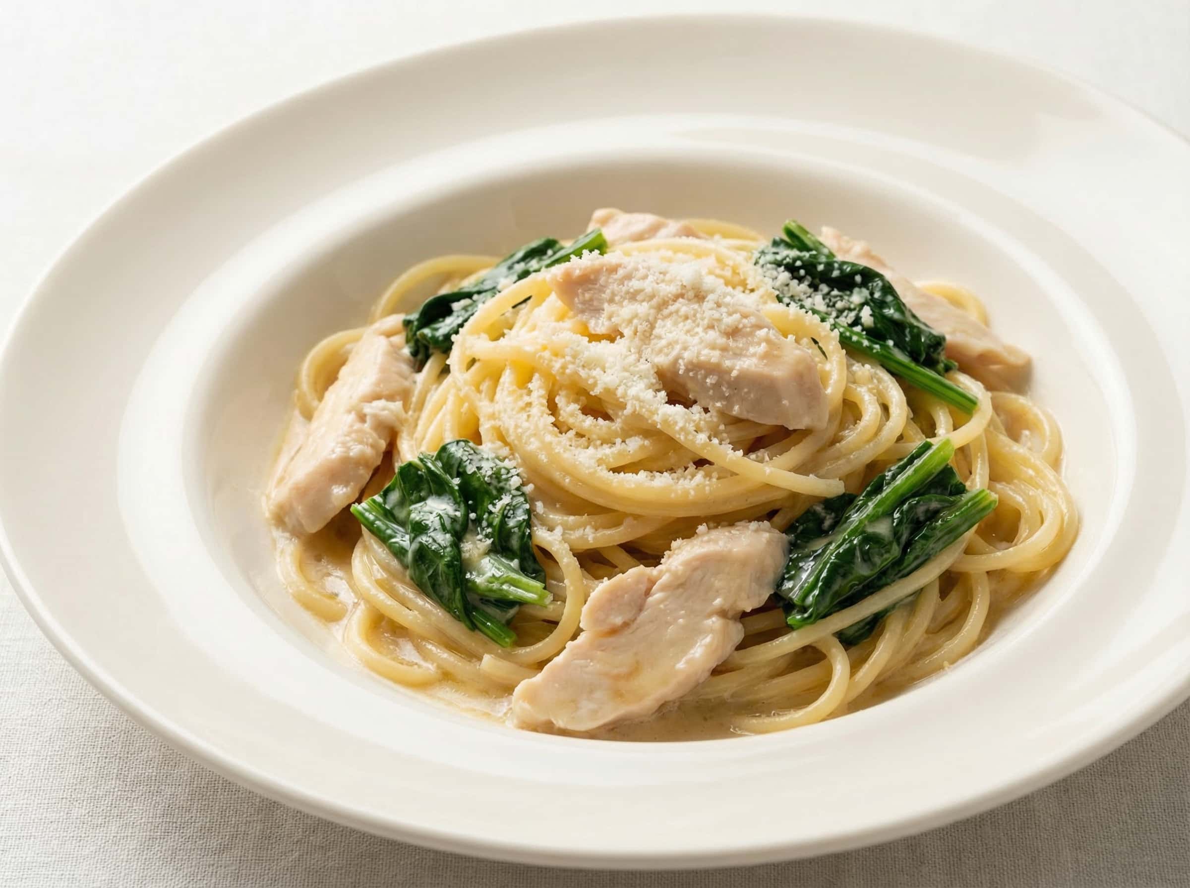 鶏ささみとほうれん草のポン酢バターパスタ