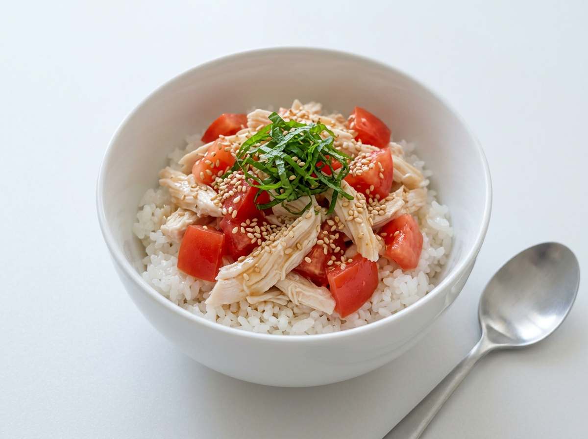 鶏ささみとトマトの中華風さっぱり丼