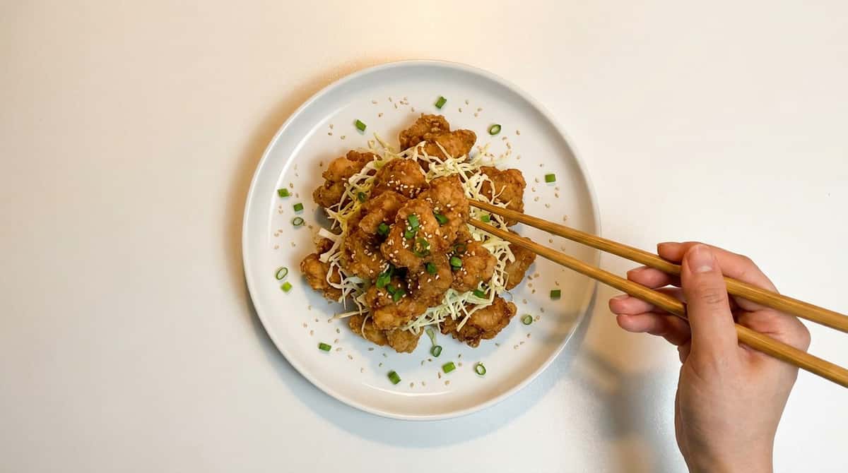 鶏ももとキャベツのカリッとごま油揚げ（完成イメージ）