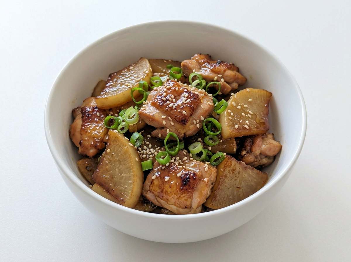 鶏もも肉と大根のしょうゆ香る高タンパク炒め