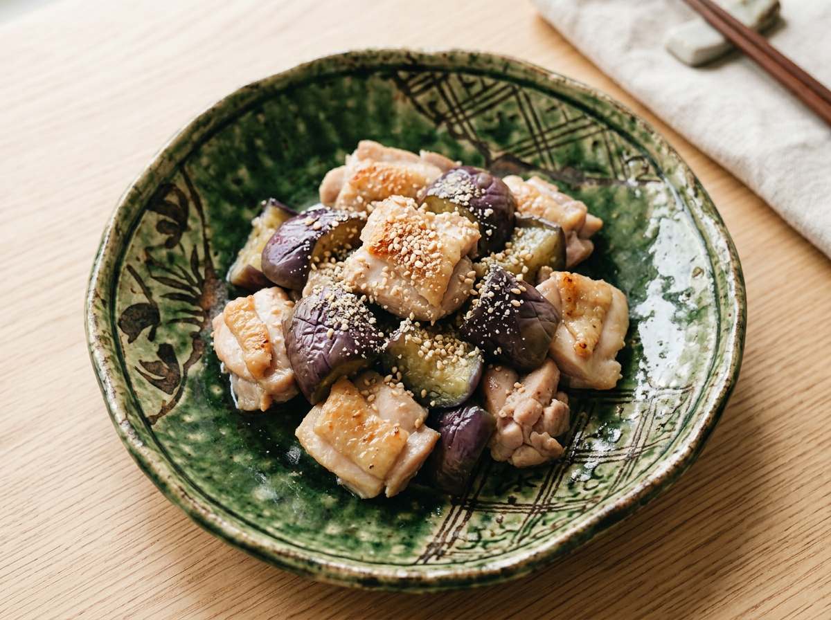 鶏ももとなすの白だしごま和え