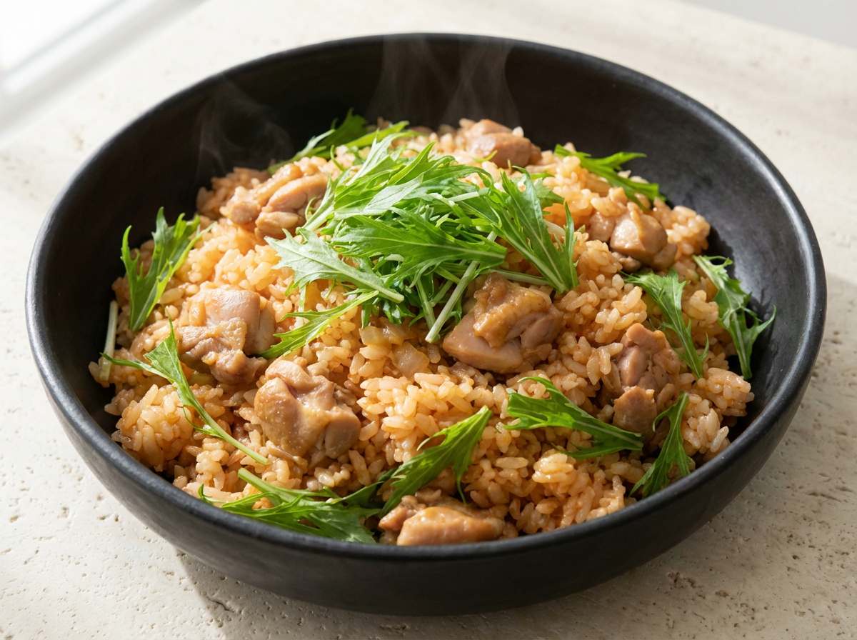 鶏もも肉と水菜のケチャップ炊き込みご飯