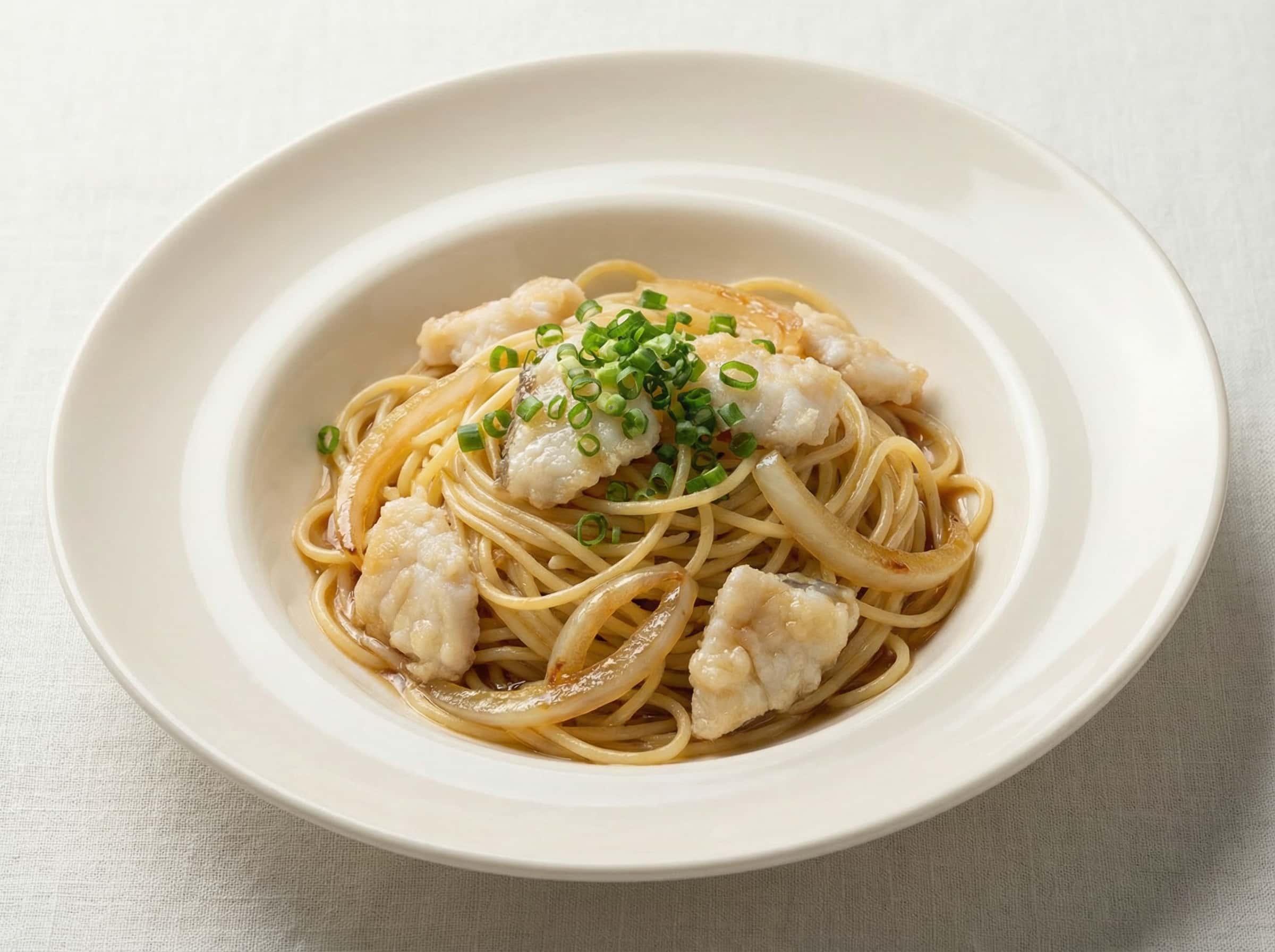 タラと玉ねぎのポン酢パスタ