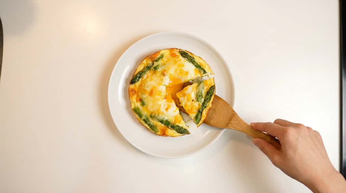 アスパラと卵のコンソメチーズ焼き（完成イメージ）