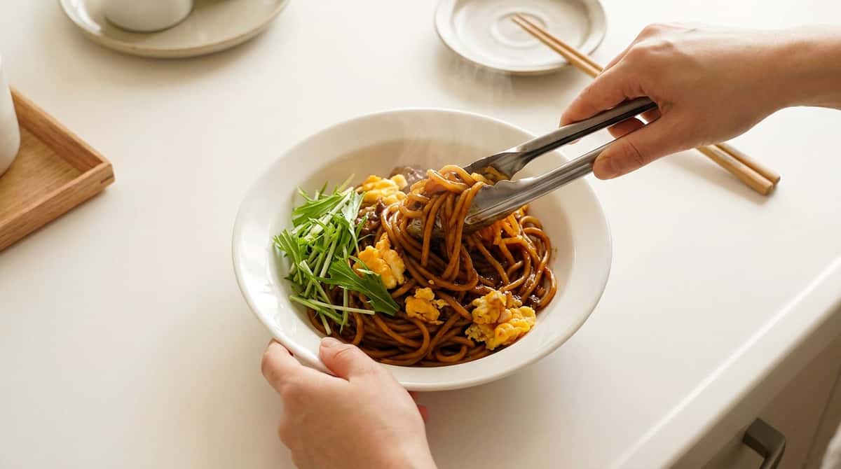 卵と水菜の焼肉タレパスタ（完成イメージ）