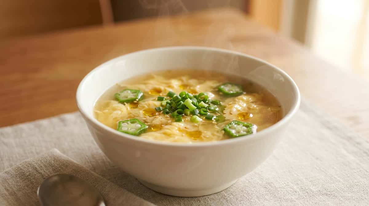 オクラとふんわり卵の鶏ガラスープ（完成イメージ）