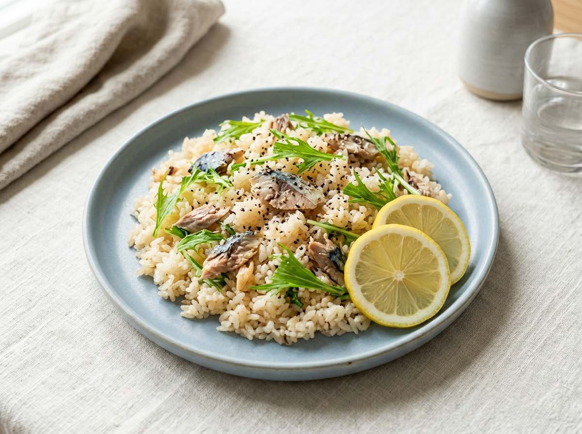 サバと水菜のコンソメ炊き込みご飯