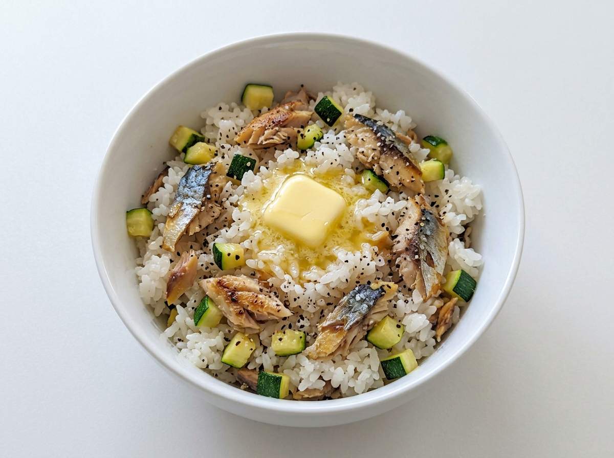 サバとズッキーニのガッツリ塩こしょう炊き込みご飯