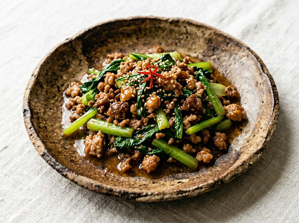 合いびき肉と小松菜の甘酢焼き