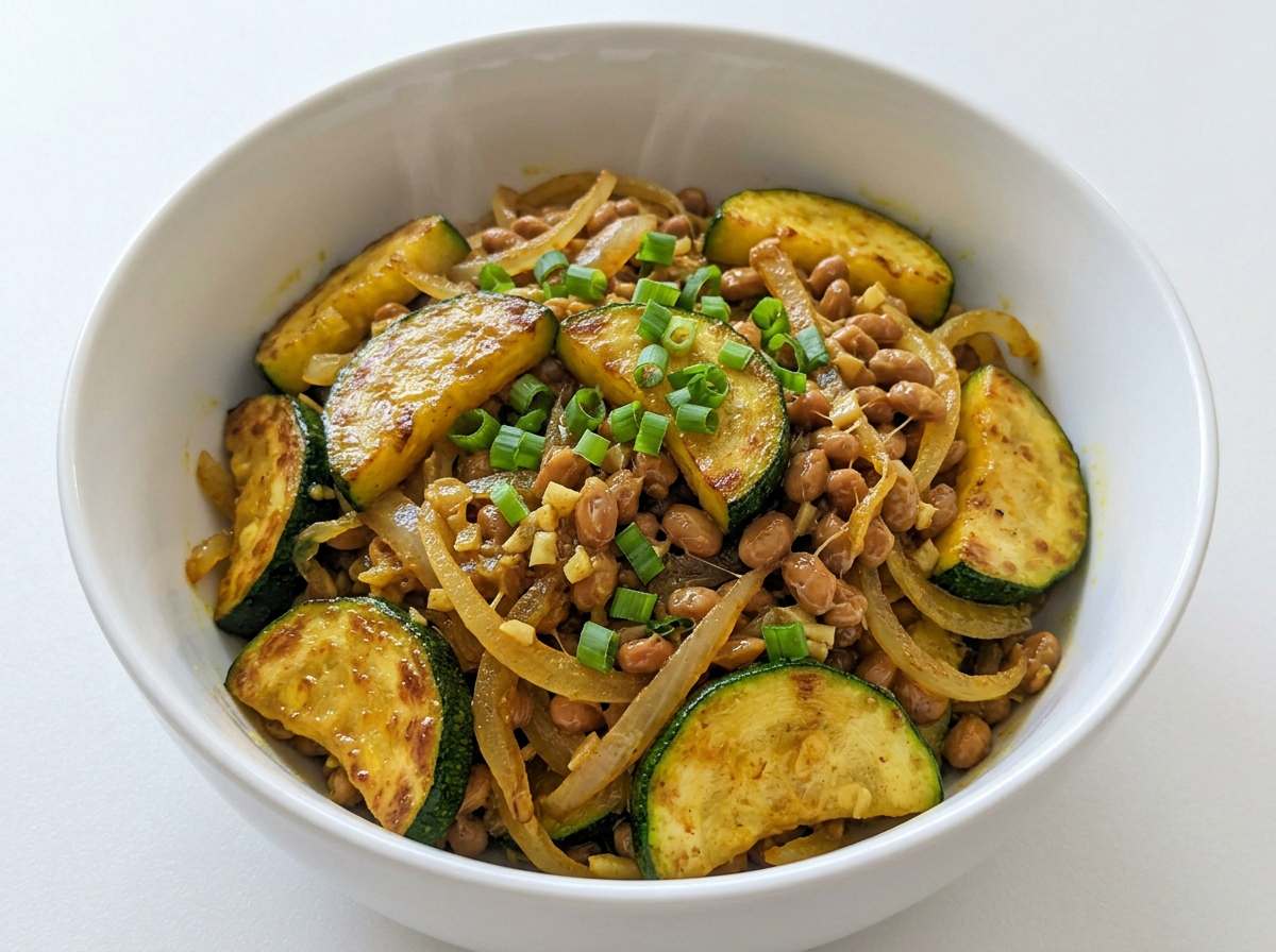 納豆とズッキーニのカレー炒めおつまみ