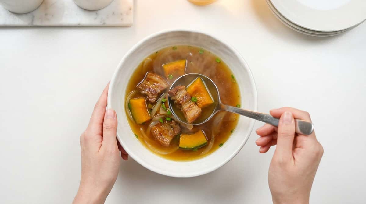 豚バラ肉とかぼちゃのコンソメレンジ蒸し（完成イメージ）