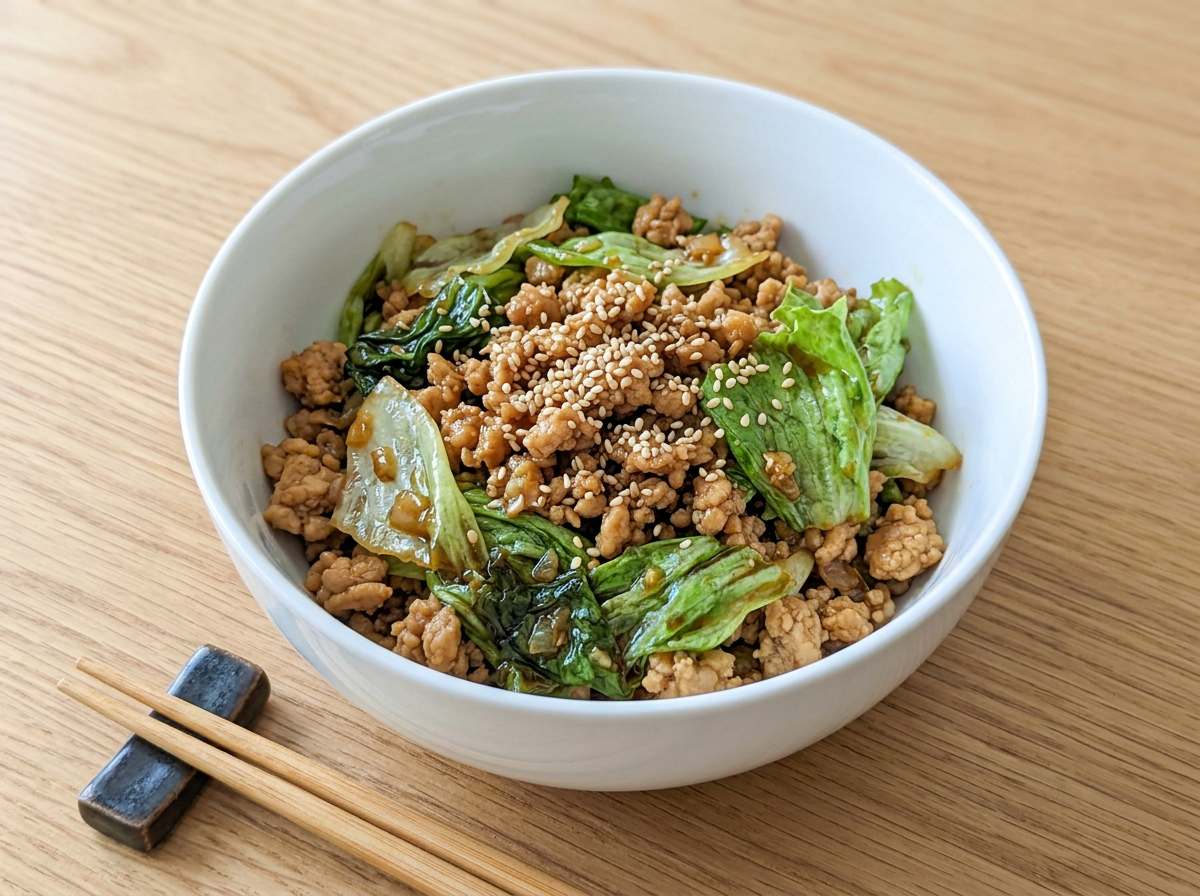 豚ひき肉とレタスの醤油炒め