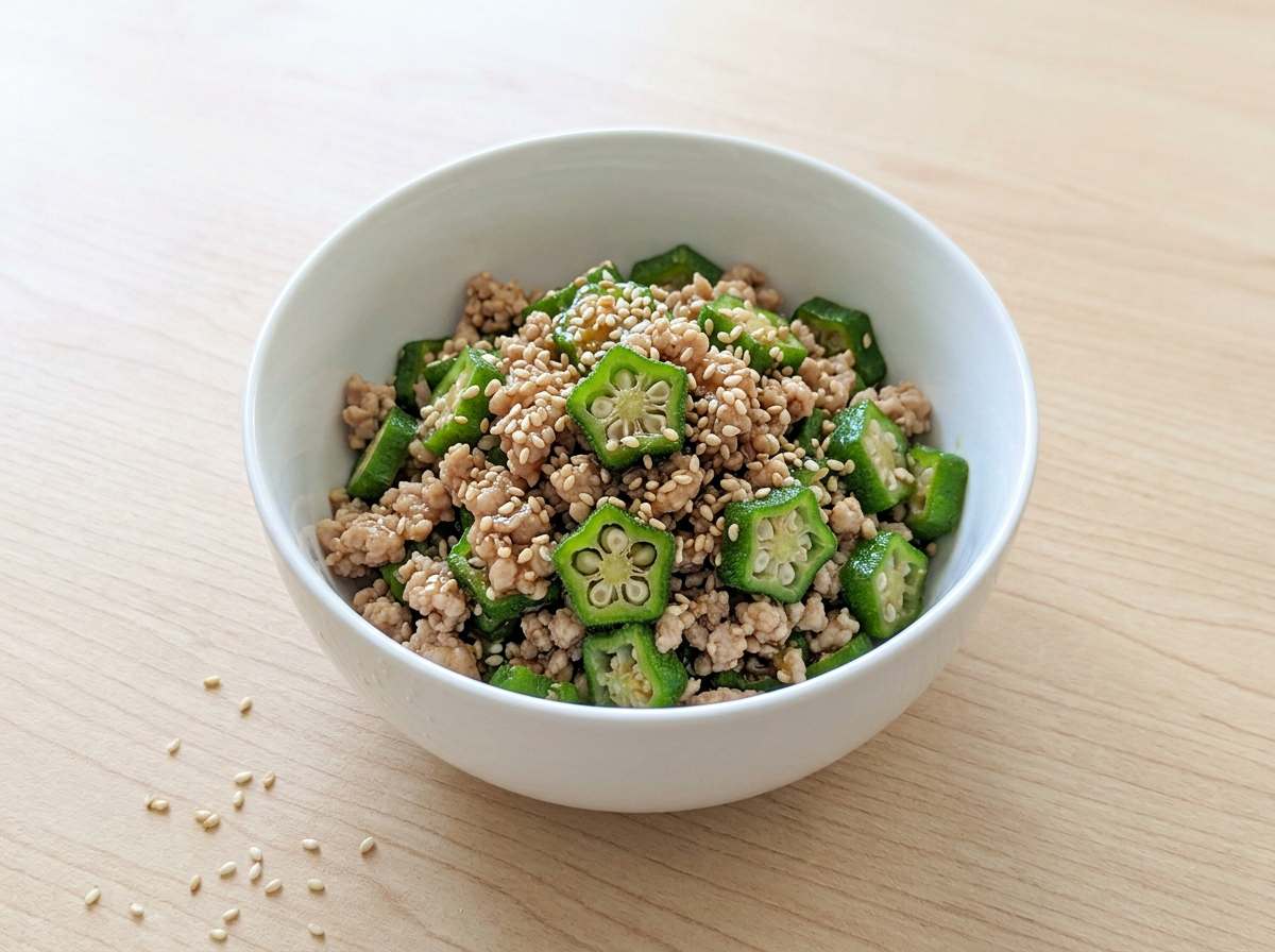 豚ひき肉とオクラの醤油和え