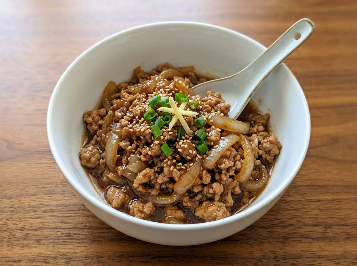 豚ひき肉と玉ねぎのオイスターソース煮