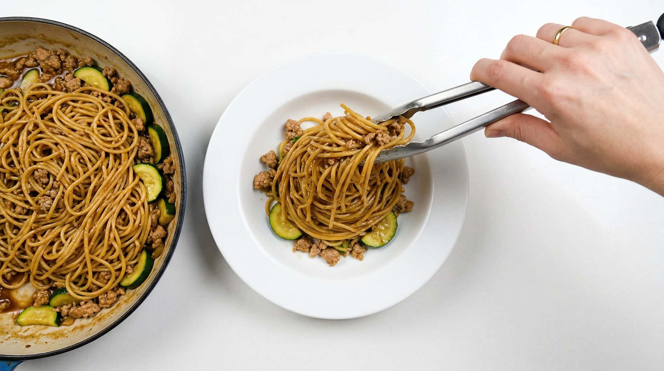 豚ひき肉とズッキーニの味噌パスタ（完成イメージ）