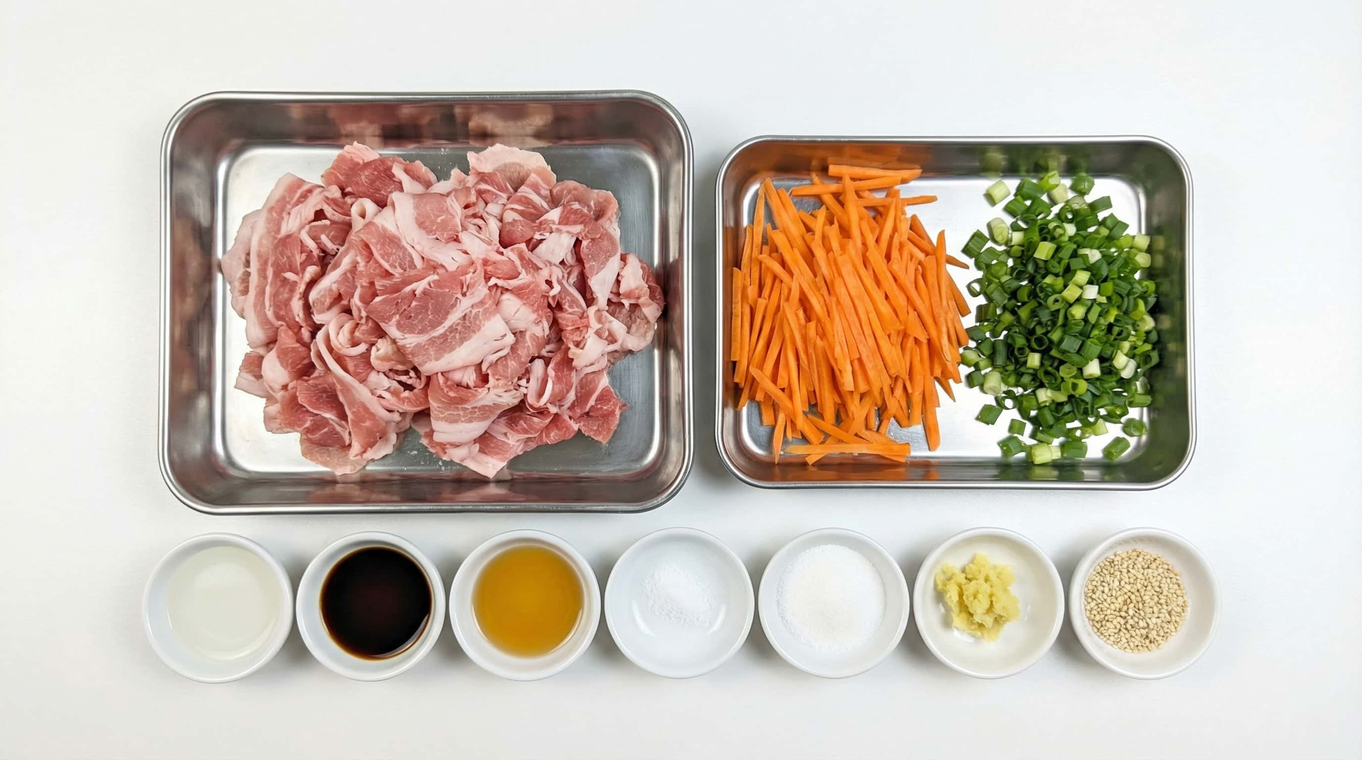 豚こまとにんじんのごま油蒸し（材料）