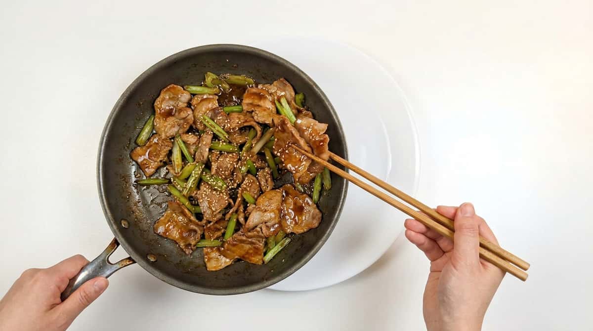 豚こまとセロリの焼肉タレ焼き（糖質オフ）（完成イメージ）