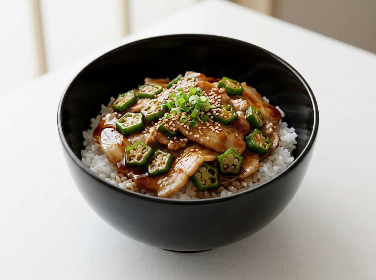 豚こまとオクラの醤油そぼろ丼（糖質オフ）