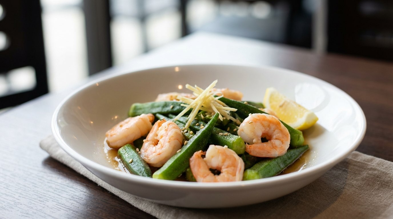 エビとオクラの鶏ガラレンジ蒸し【簡単レンジレシピ】（完成イメージ）