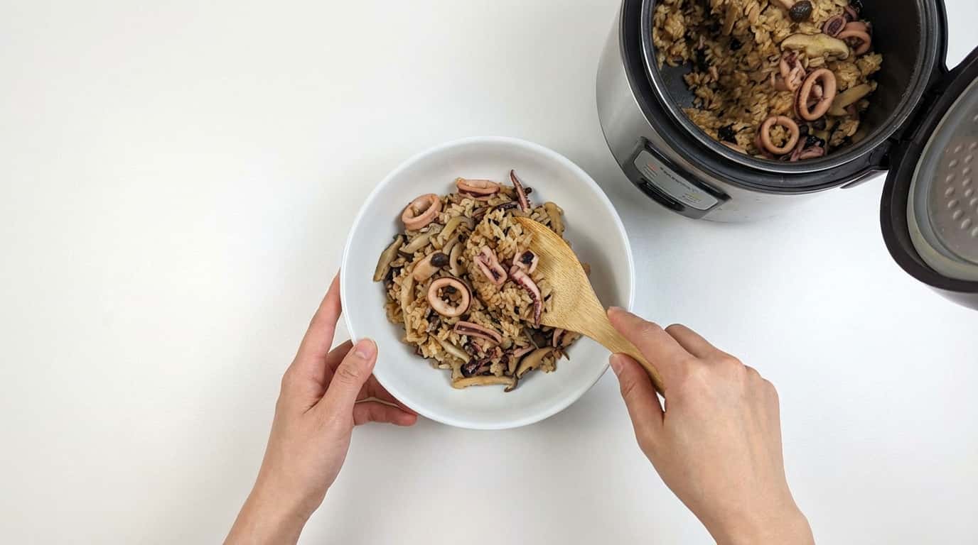 イカときのこの味噌炊き込みご飯（完成イメージ）
